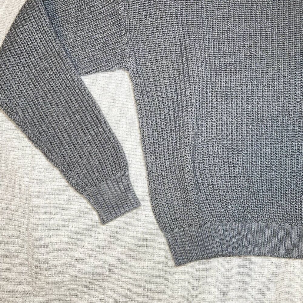 Wild Fable | Gray Cropped Sweater | Small - Picture 4 of 7